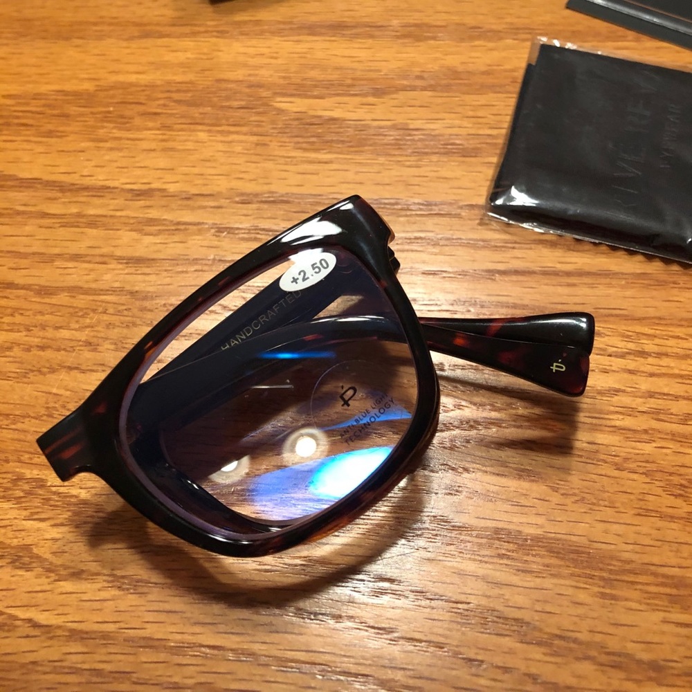 Prive Revaux foldable blue light readers - Picture 7 of 9